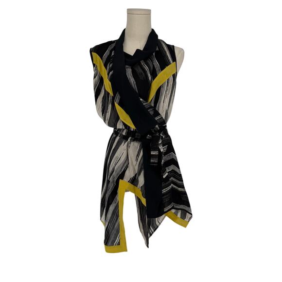 Vintage Y2K BCBGMaxazria Runway Geometric Print Asymmetrical Wrap Top, Size XS - Picture 1 of 8